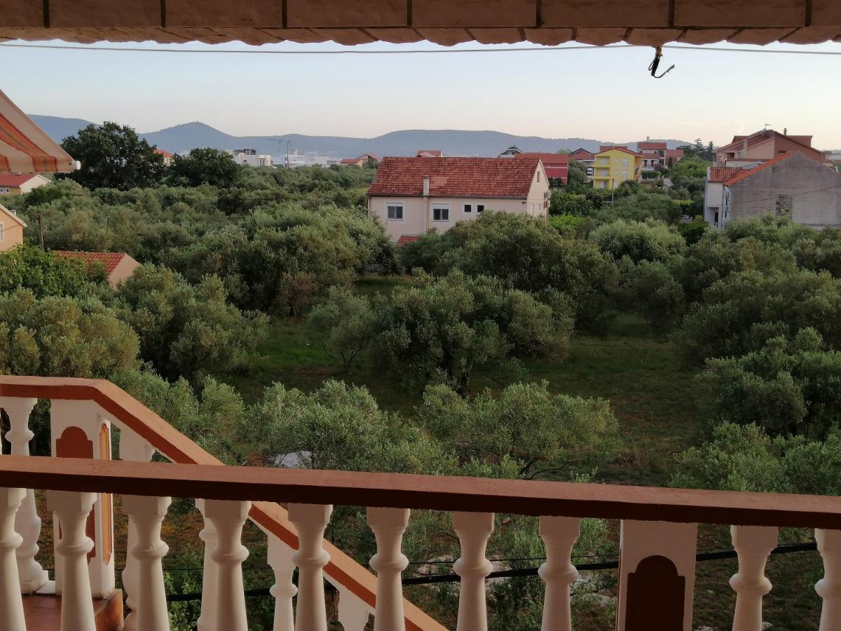 Apartments Brkovic Sukošan Esterno foto