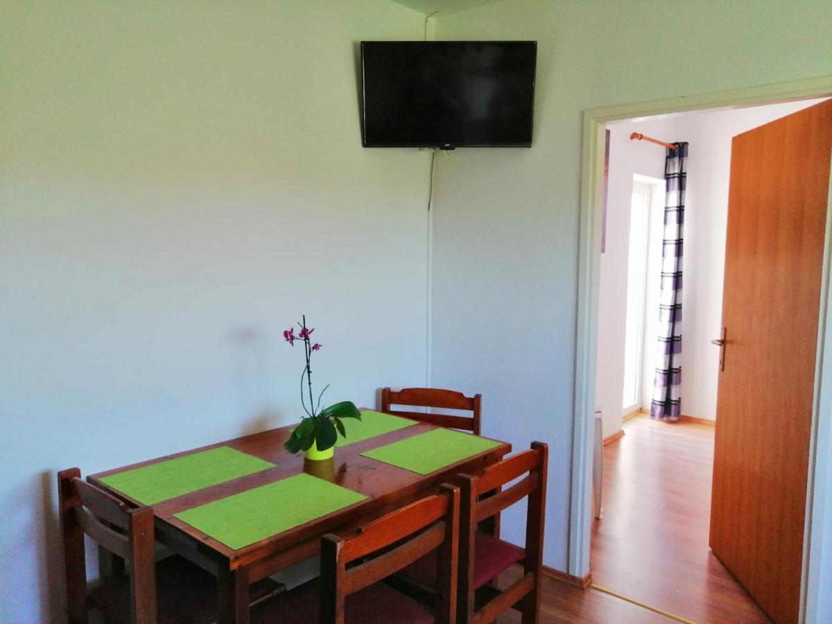 Apartments Brkovic Sukošan Esterno foto