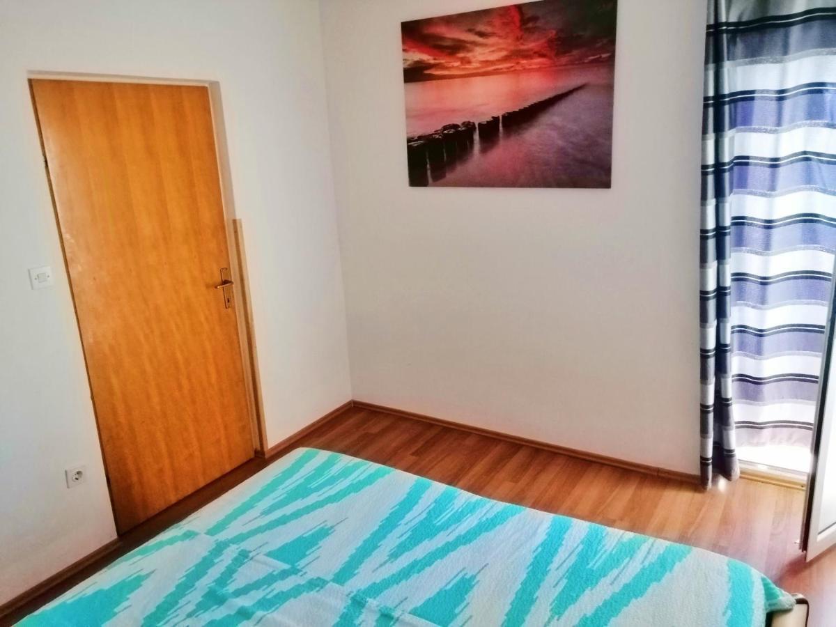 Apartments Brkovic Sukošan Esterno foto