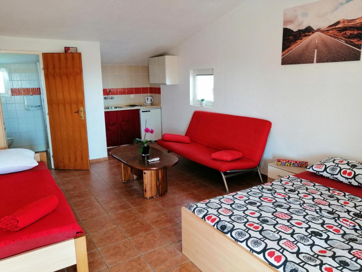 Apartments Brkovic Sukošan Esterno foto