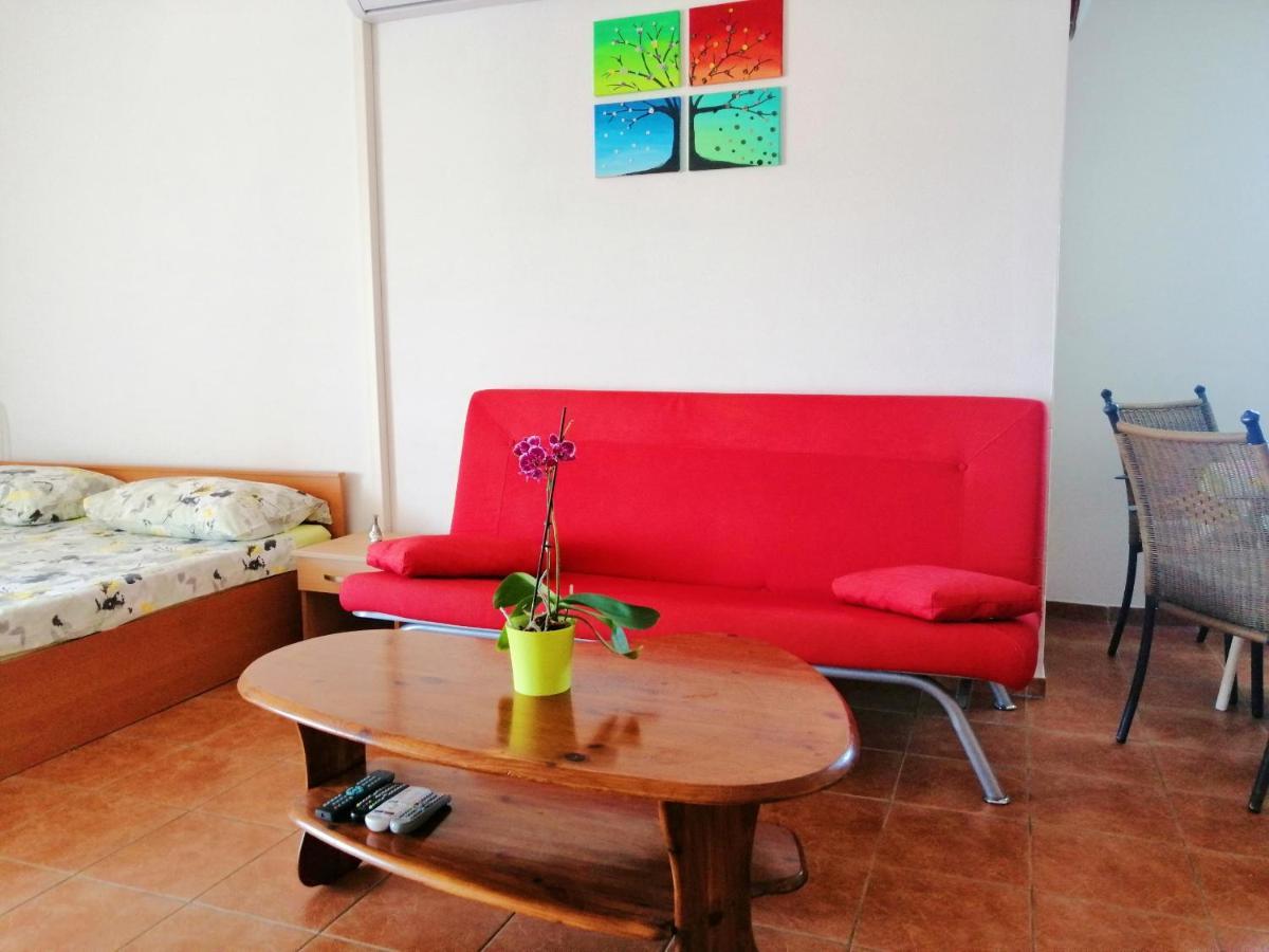 Apartments Brkovic Sukošan Esterno foto