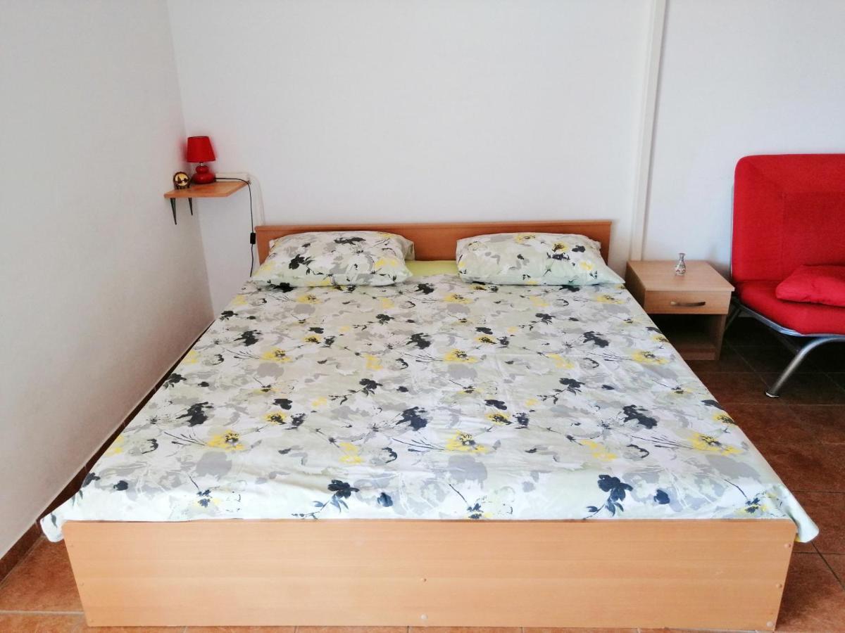 Apartments Brkovic Sukošan Esterno foto
