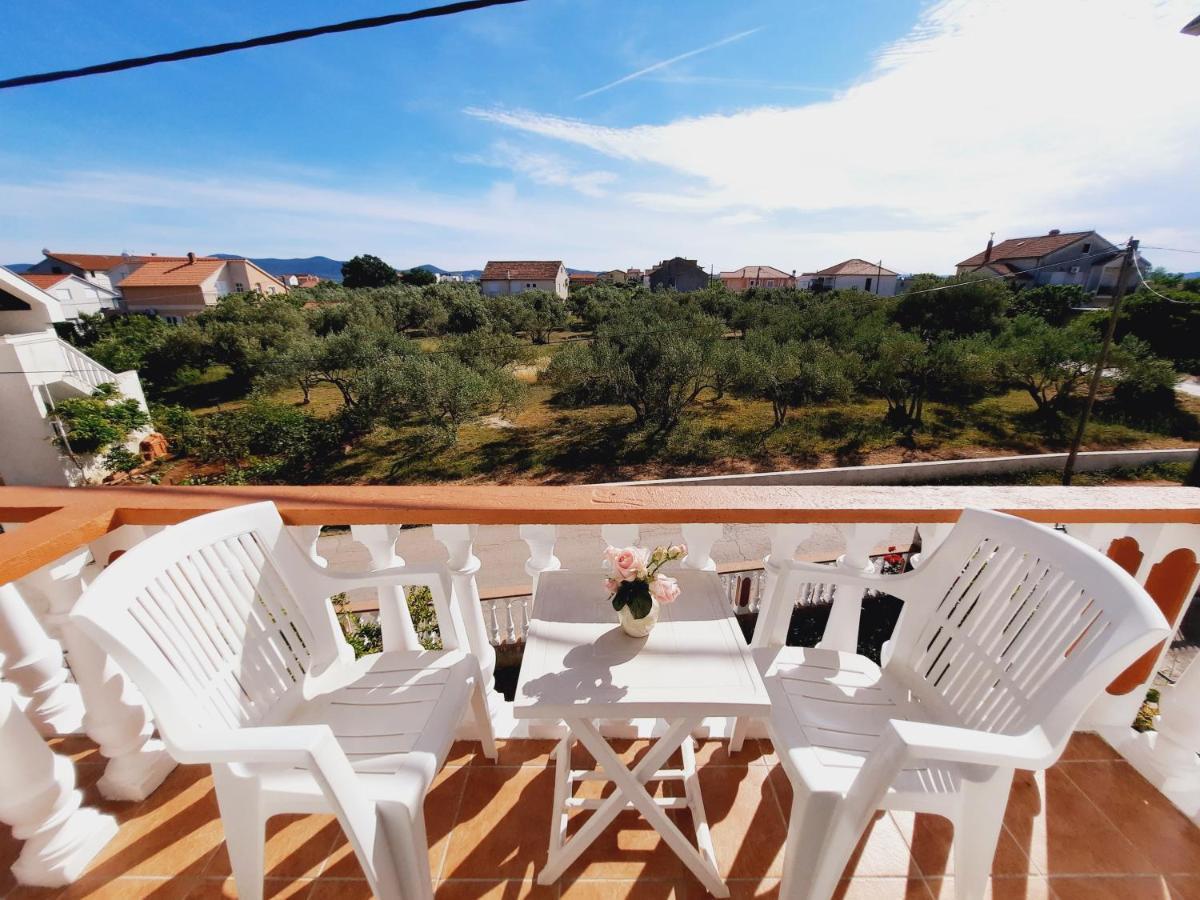 Apartments Brkovic Sukošan Esterno foto