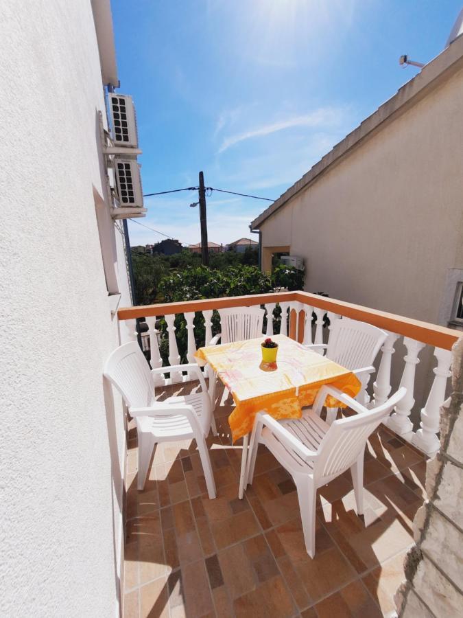 Apartments Brkovic Sukošan Esterno foto