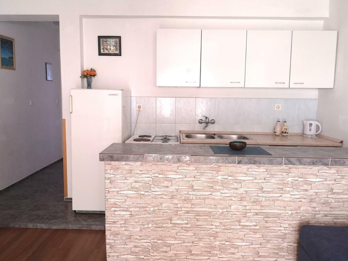 Apartments Brkovic Sukošan Esterno foto